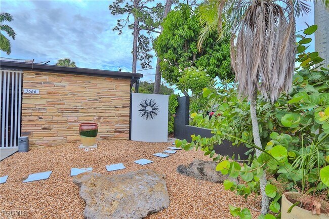 Building Photo - 3666 Princeton St