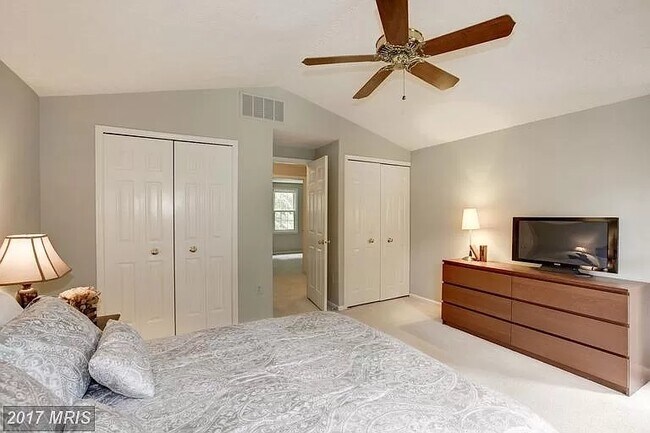 Building Photo - 9708 Rossetti Ct