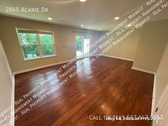 Building Photo - 2845 Acarie Dr