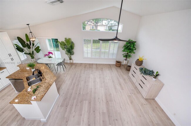 Building Photo - 1381 NW 144th Ave