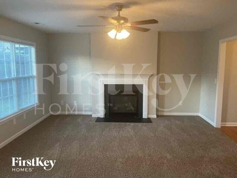 Building Photo - 1104 Wesson Ct