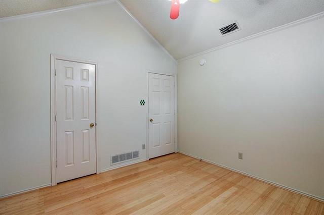 Building Photo - 3408 Horseshoe Dr