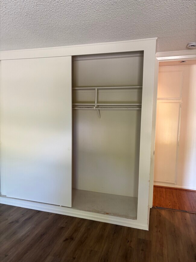 Building Photo - 2280 Via Mariposa W
