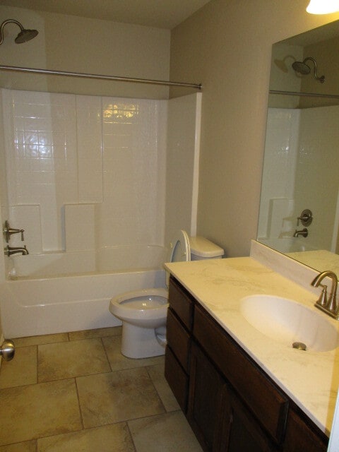 Building Photo - 12409 Edison Dr