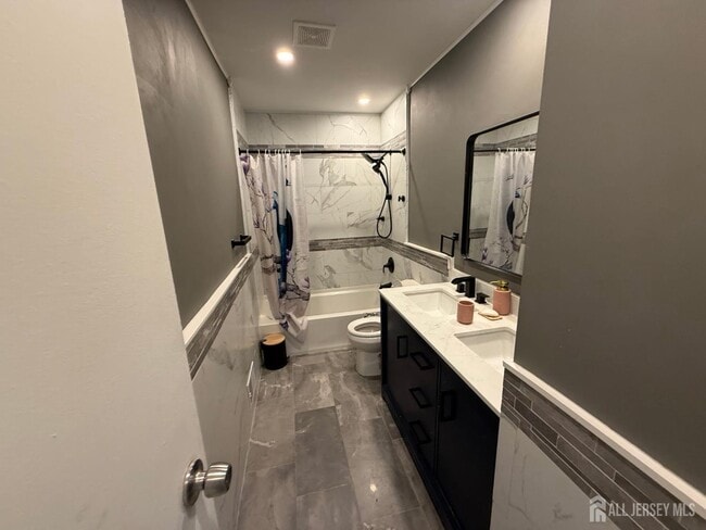 Building Photo - 25 Bartman Rd