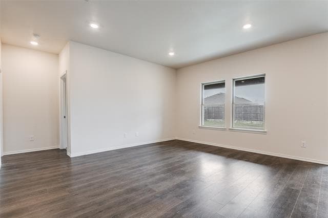 Building Photo - 1319 Lowhill Dr