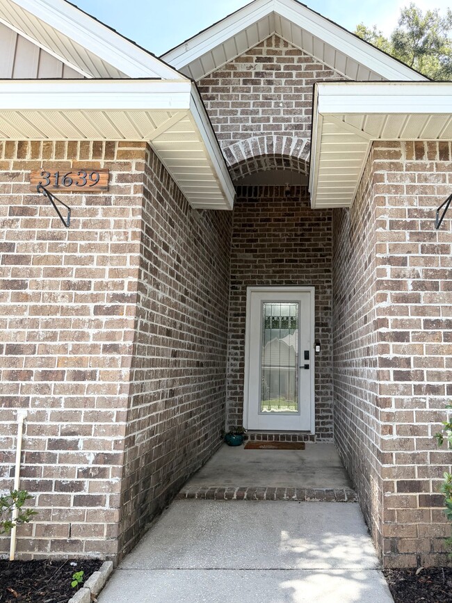 Building Photo - 31639 Buckingham Blvd