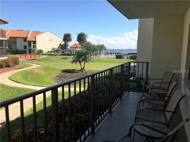 Building Photo - 1515 Pinellas Bayway S