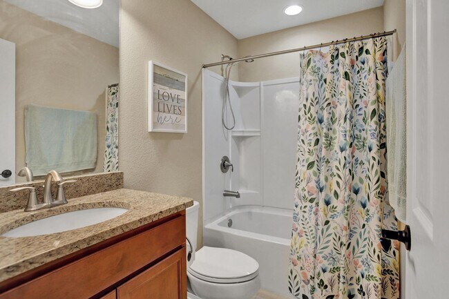 Building Photo - 7036 Beauhaven Ct
