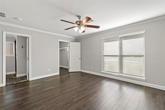 Building Photo - 11403 Braewick Dr