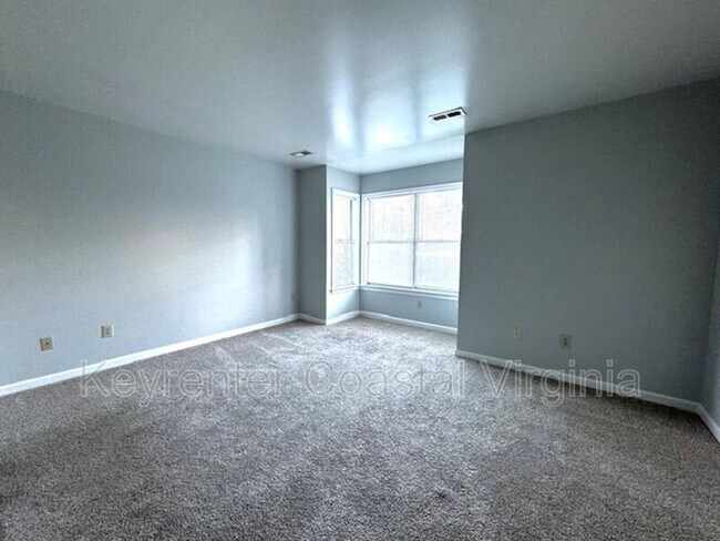Building Photo - 5 Melborne Pl