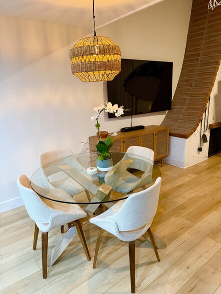 Building Photo - 1925 Alga Rd