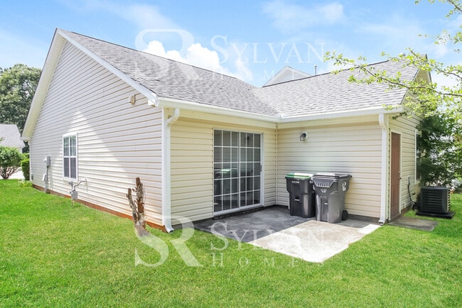 Building Photo - Welcome to this beautiful and sun-filled 3...