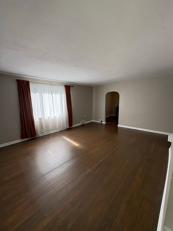Building Photo - 129 Terrace Ct