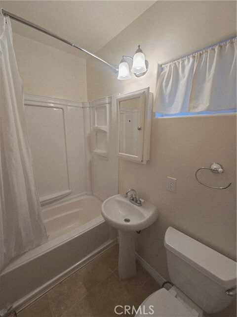 Building Photo - 515 S Helberta Ave