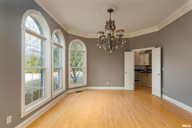 Building Photo - 3115 W Striegel Rd