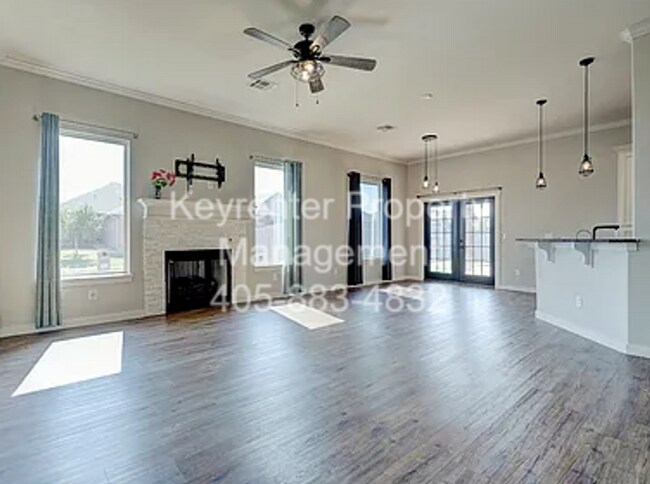 Building Photo - LIMITED TIME: 50% OFF FIRST MONTH’S RENT Magnificent 3BD/2BTH home in Council Ridge