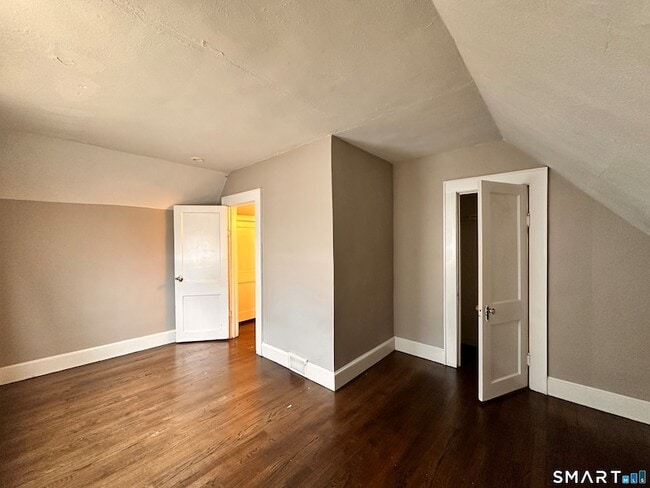 Building Photo - 74 Mt Pleasant St