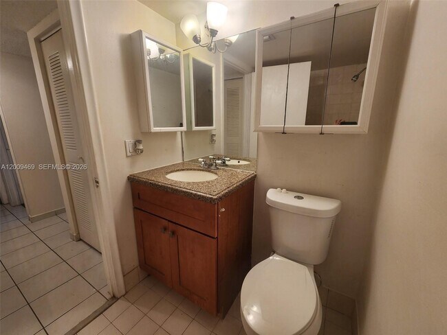 Building Photo - 11810 SW 80th St