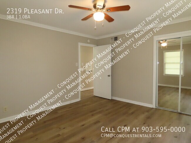 Building Photo - 2319 Pleasant Dr