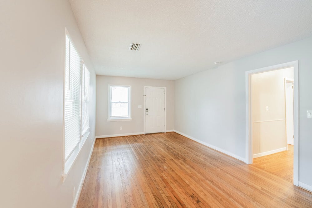 Building Photo - 237 Garden Ln