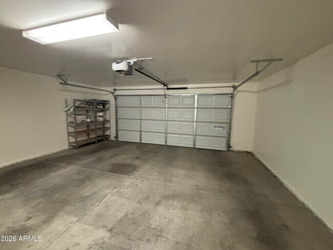 Building Photo - 1095 S Forest Ridge Dr
