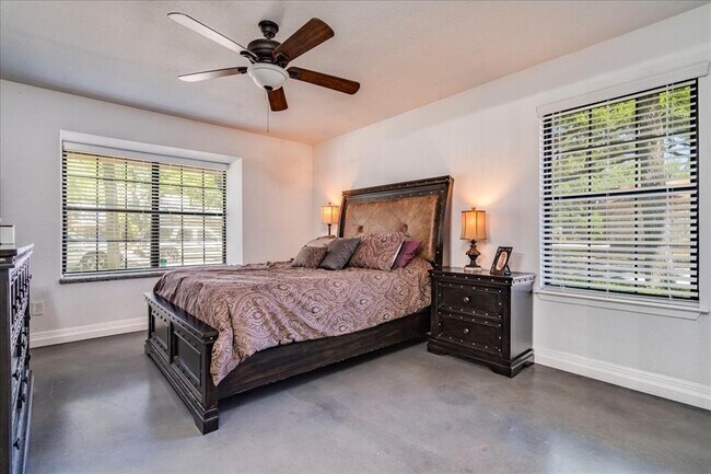 Building Photo - 8518 Fathom Cir