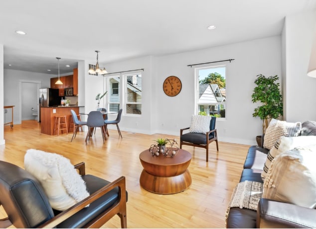 Building Photo - 3131 NE Wasco St