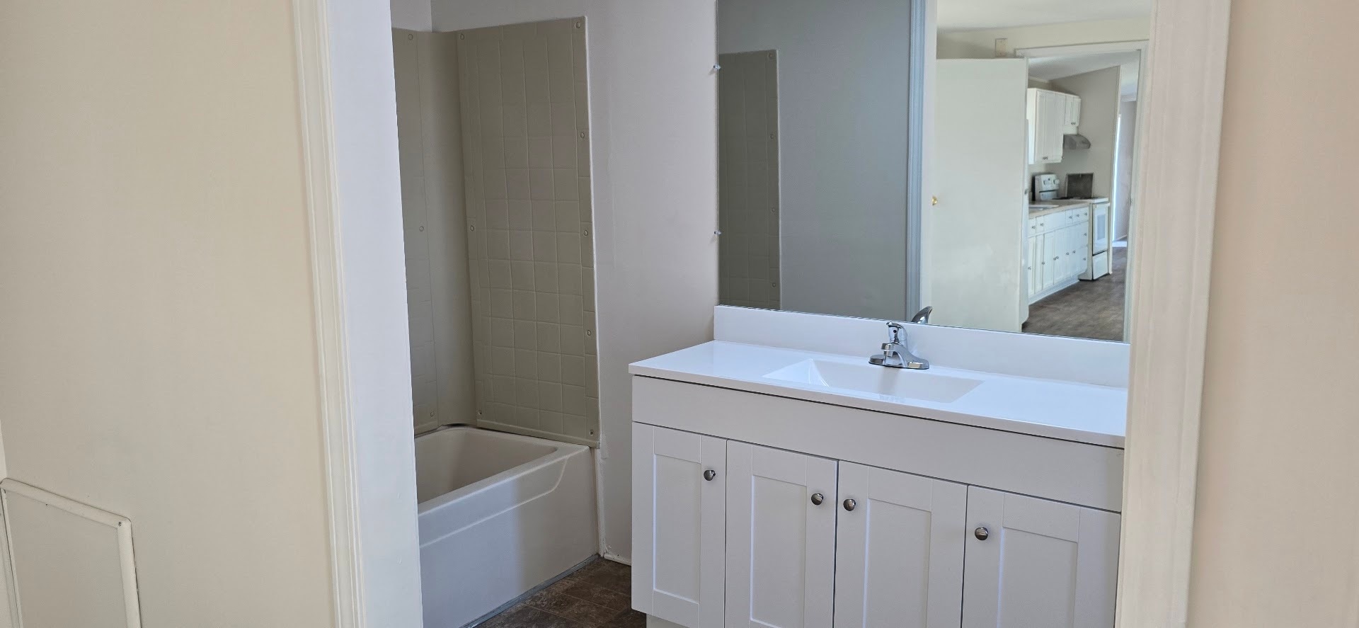 Building Photo - 101 Hudson Ln