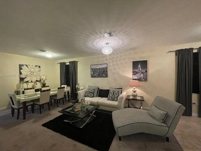 Building Photo - 8878 W 33rd Ave