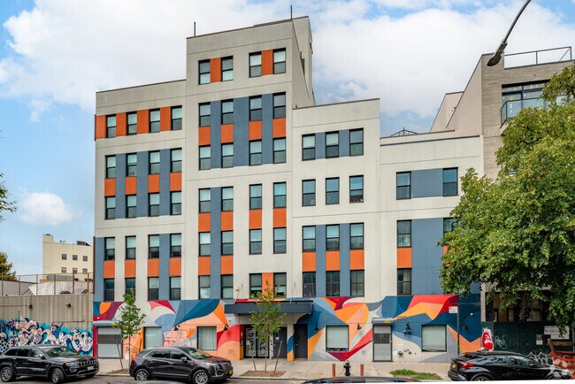 Building Photo - 951 Mad