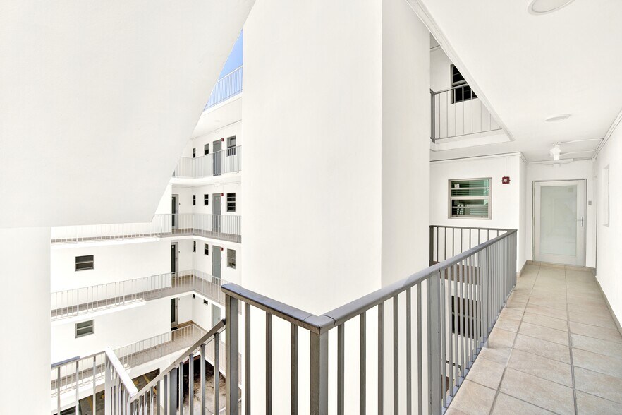 Building Photo - 1428 Euclid Ave