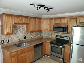 Building Photo - Cozy 1Bd/1Bth Upstairs Apartment in Freder...