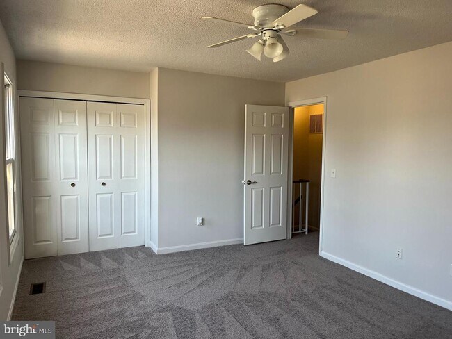 Building Photo - 10503 Greta Lynn Ct