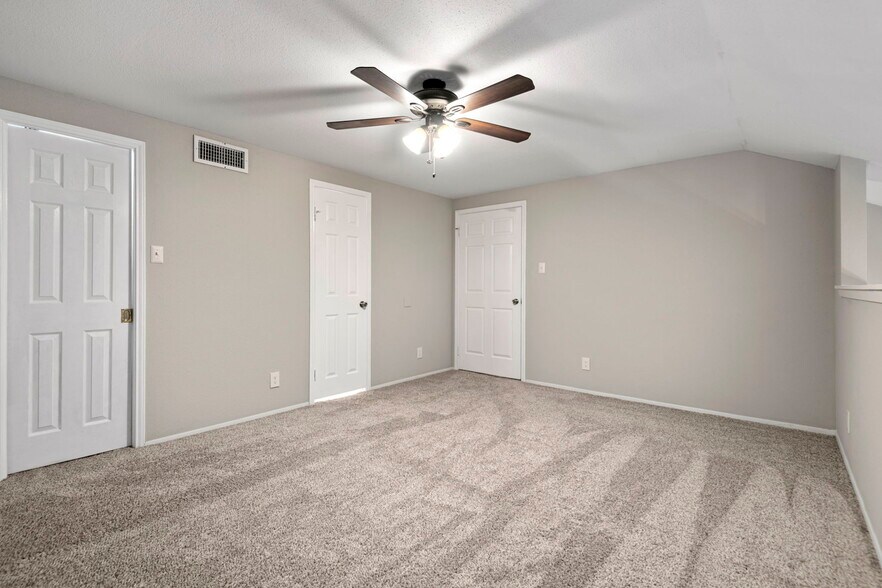 Building Photo - 14777 Wunderlich Dr