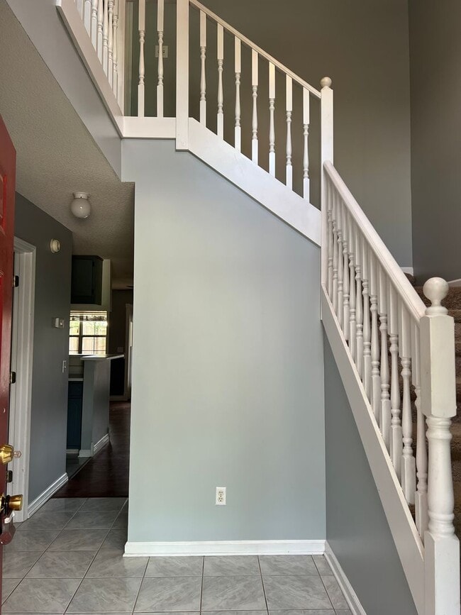 Building Photo - 102 Commons- COMING SOON