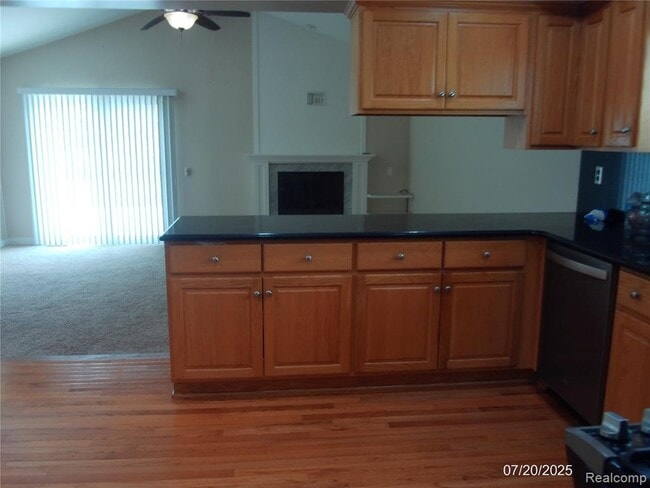 Building Photo - 41223 Sesame Dr