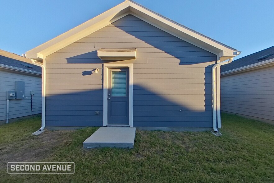 Building Photo - 8719 Cottage Crk Dr