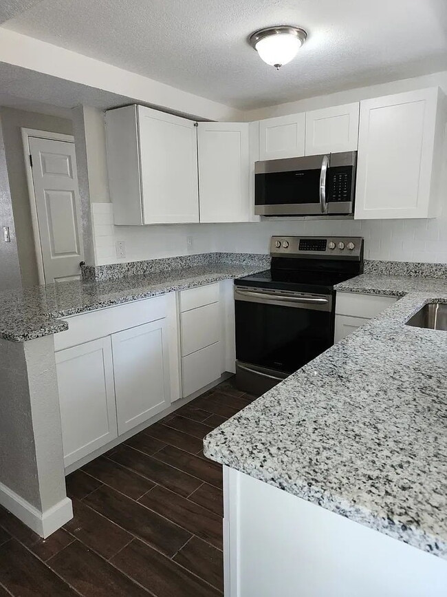 Building Photo - 1414 Coppertree Dr