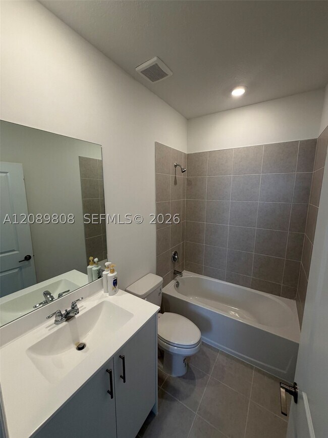 Building Photo - 35537 SW 189th Ave