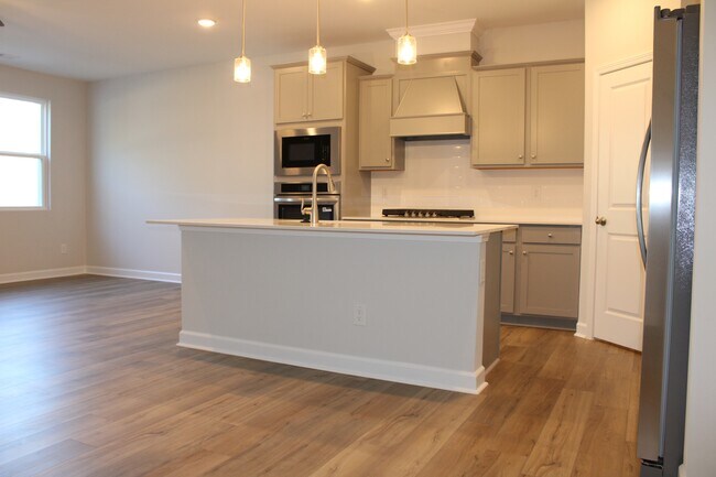 Building Photo - 3851 Well Fleet Dr