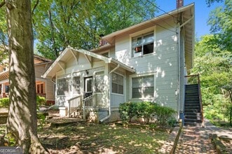 Building Photo - 742 Charles Allen Dr NE