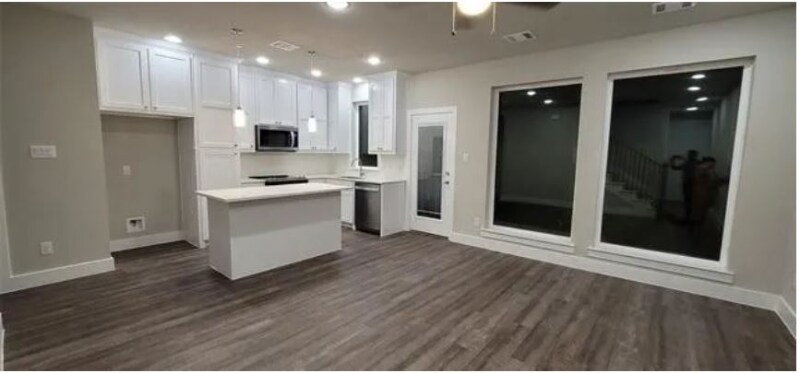 Building Photo - 2112 Shea Rd