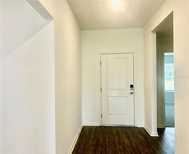 Building Photo - 8432 SW 41st Cir