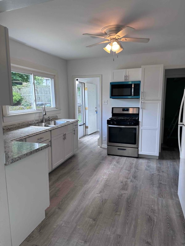 Building Photo - 712 Glen Rd