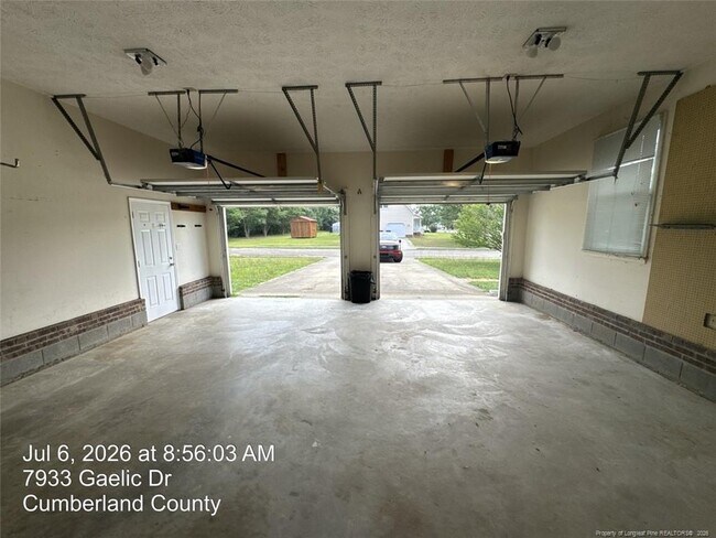 Building Photo - 7933 Gaelic Dr