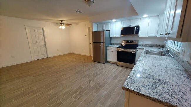 Building Photo - 9700 SW 209th Ct