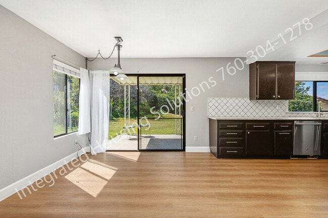 Building Photo - 2057 Caraway St