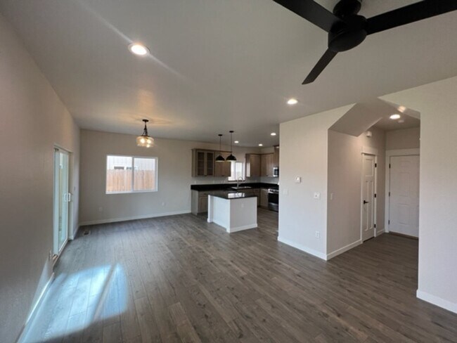 Building Photo - ALMOST NEW CONSTRUCTION/ 4 BEDROOM IN NEWER UPCOMING NEIGHBORHOOD