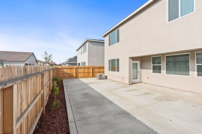 Building Photo - Brand New Spacious Four Bedroom Home with ...